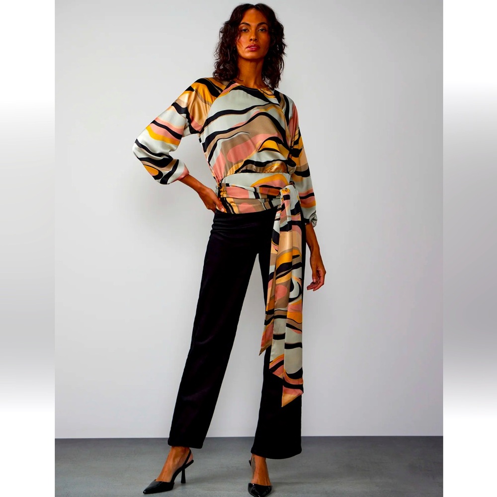 Abstract Print Top